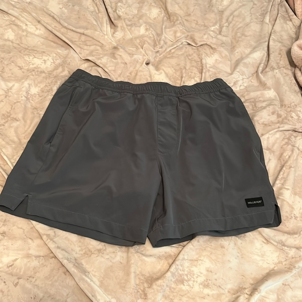 Men’s Hollister Shorts size large